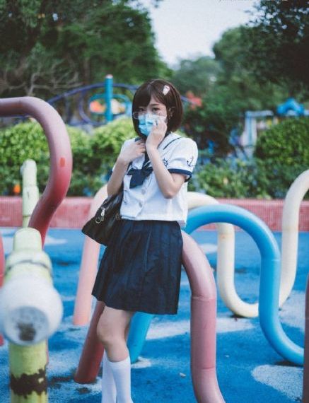 变成怪物的女性角色_1080超清免费观看