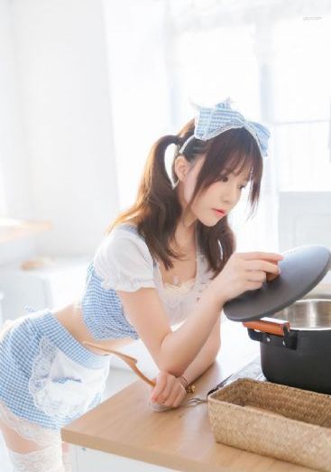 边吃奶边弄进去男女视频_HD高清视频观看