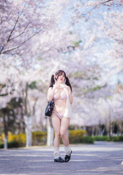 亚洲午夜精品片久久慈禧_720高清电影在线
