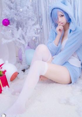 老赵揉着大雪的胸奶水视频播放_BD英语完整版观看