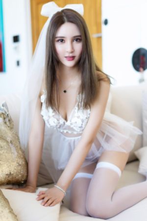 中文乱伦自拍无码_青苹果乐园免费高清观看
