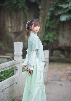 国产人妖影院_DVD高清免费观看