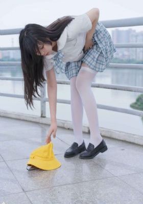 美女扒开尿裤让男人捅免费视频_HD手机免费观看完整