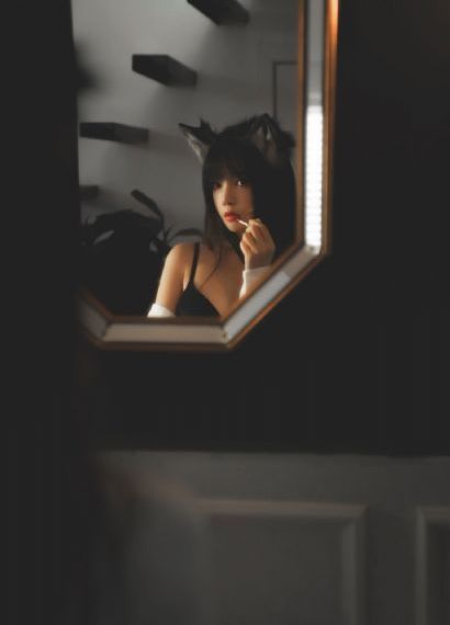 久久亚洲精品裙底抄底_1080P在线播放