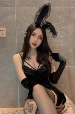 日本公交车上啪啪啪_超清电影在线观看