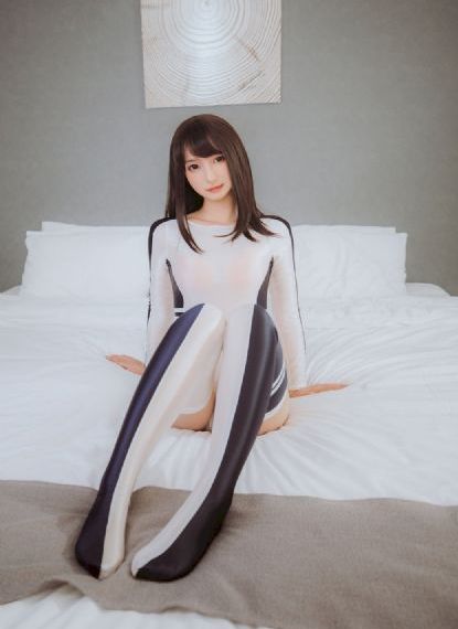局长揉着秘书的双乳h文电影_720免费观看超清