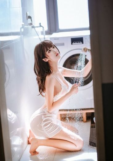 少妇被按摩师摸高潮在线观看_国语版全集