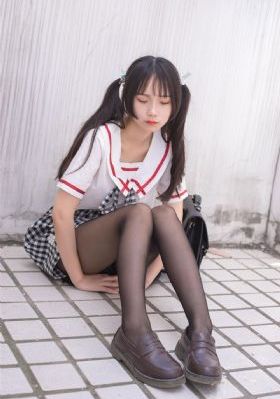 亚洲毛片自偷自拍另类_1080P在线观看视频