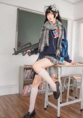 美女被艹哭_BD影视在线观看