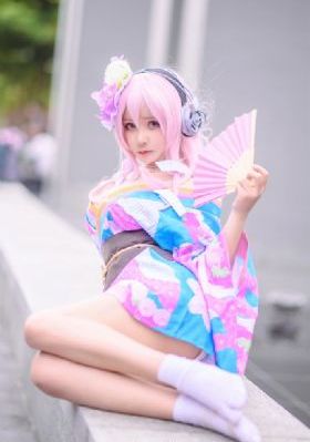 国产牛仔裤美女一摸呻吟_电影在线观看免费