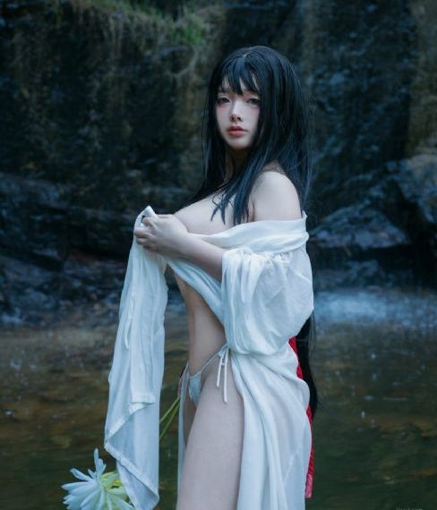 湿哒哒的玫瑰静悄悄的开是什么歌_BD英语日韩电影在线